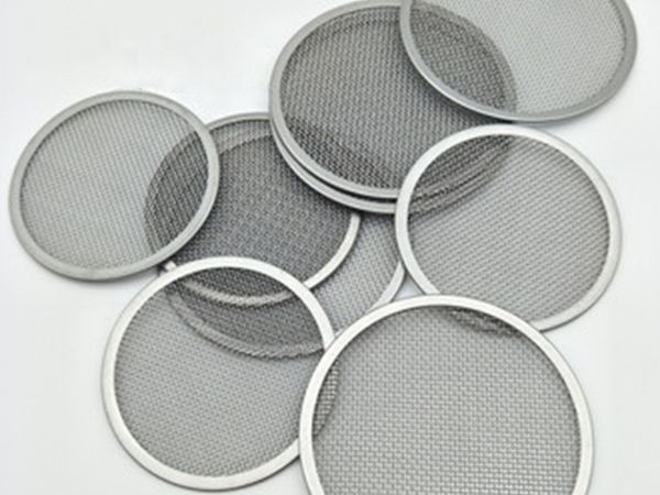 9 woven mesh products with a round frame